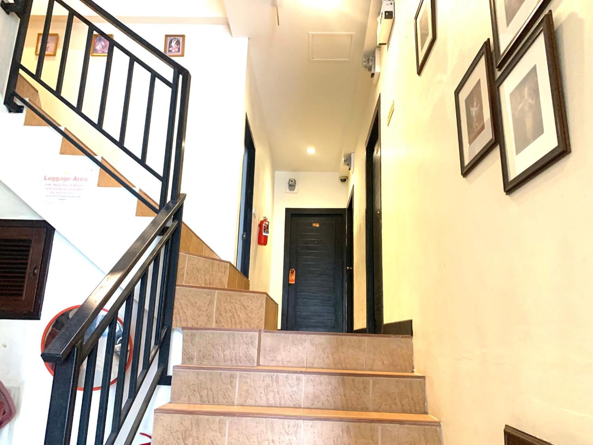 Lub Sbuy Hostel Phuket Eksteriør billede