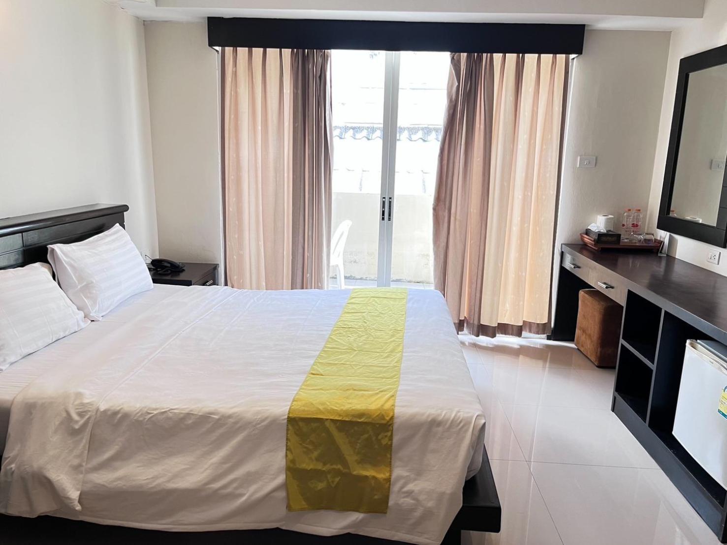 Lub Sbuy Hostel Phuket Eksteriør billede