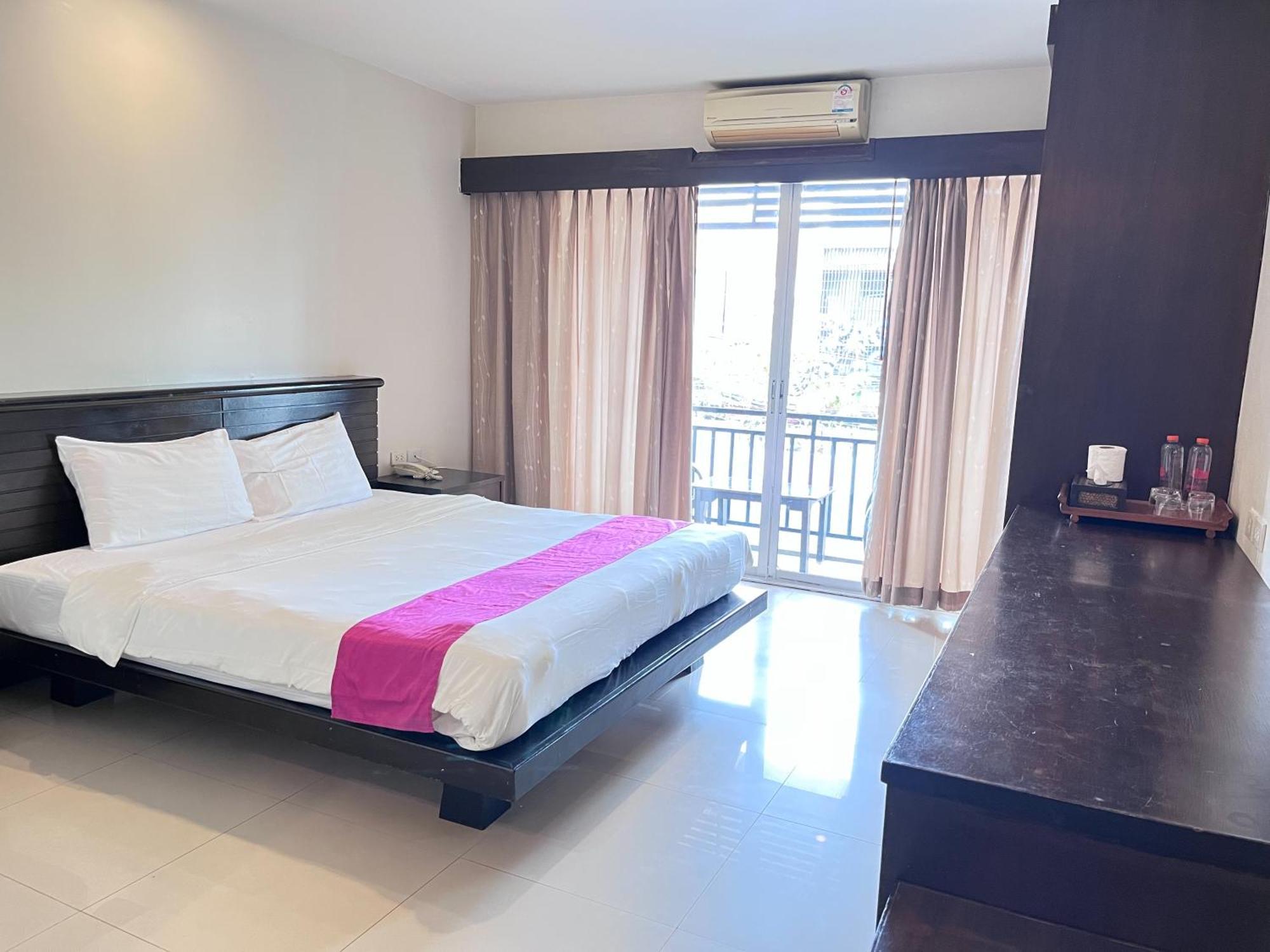 Lub Sbuy Hostel Phuket Eksteriør billede